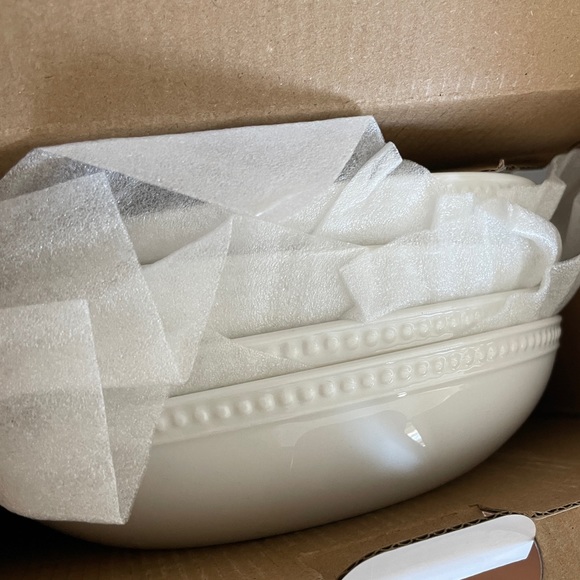 Mikasa Set of 4 Pasta Bowls Porcelain Ruth Brand New in Box White China - Picture 4 of 8